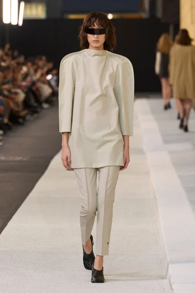Look 53